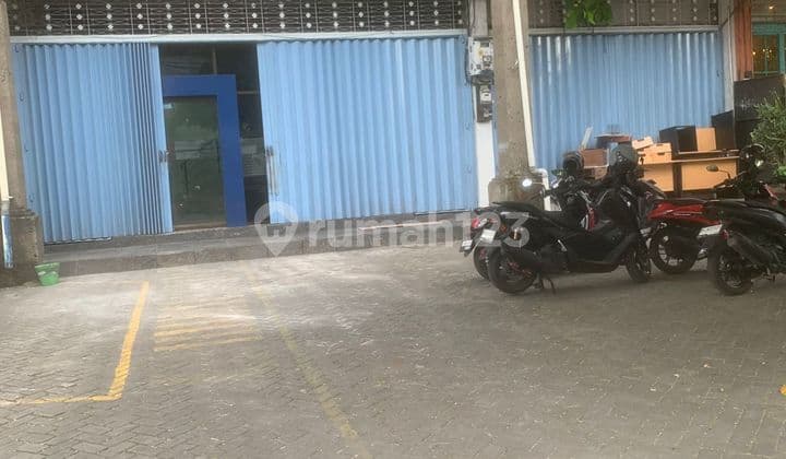 Ruko 3 Lantai di Pusat Bisnis Denpasar di Gatsu Tengah Deket Living World