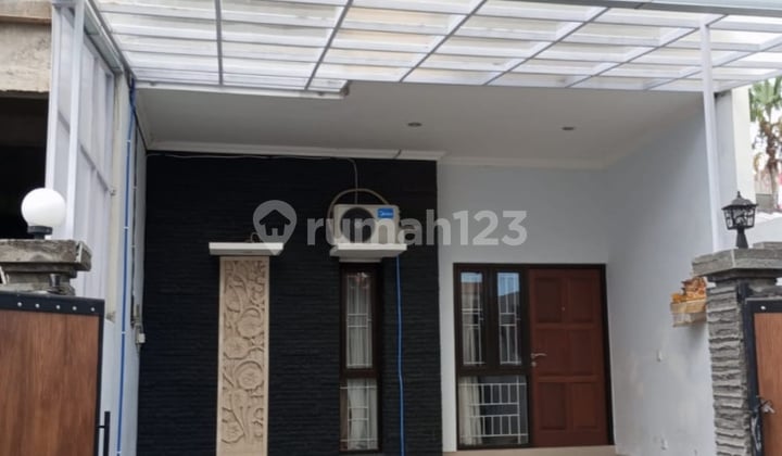 Ready-to-Occupy 2-Story House in Waturenggong Panjer