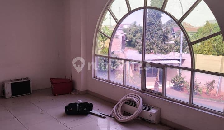 Ruko Sedayu Square, Cengkareng, Jakarta Barat, 3 Lantai,