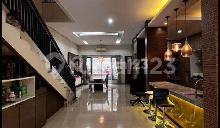 Thoughtful Camar Elok House, Size 8x27, Full Building, Semi Furnished, North