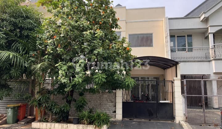 PIK 1 House, Camar Elok, North Jakarta, Size 8x23, already renovated