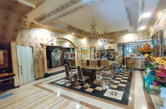 PIK House, Florence, North Jakarta, 5 floors, Size 10x20, Furnished