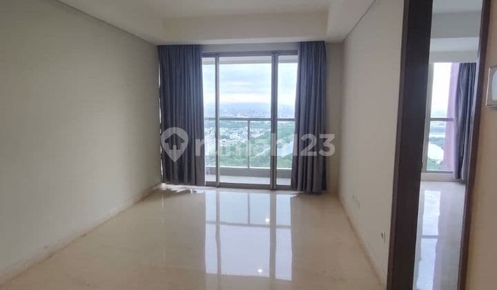 Gold Coast Apartment, PIK, North Jakarta, Area 51 m2, 1 BR, Upper Floor