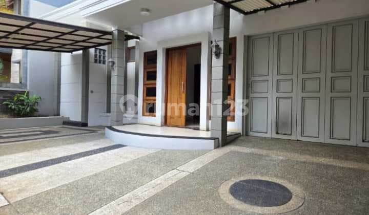 Dijual Rumah di Sianggasana Bandung Hunian Aman dan Nyaman Siap Huni Lokasi Strategis