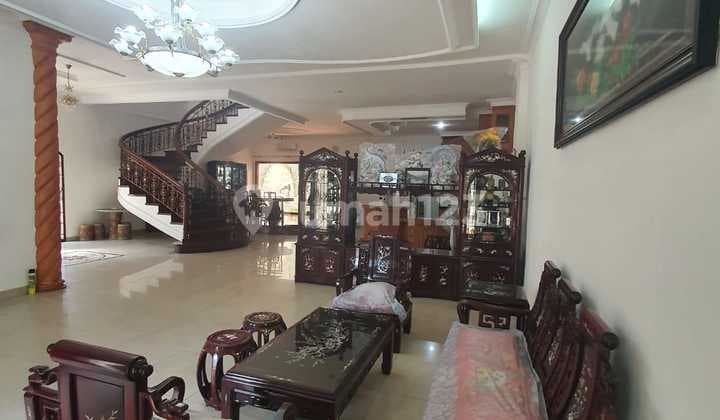 Villa Hook at Cemara Asri Complex