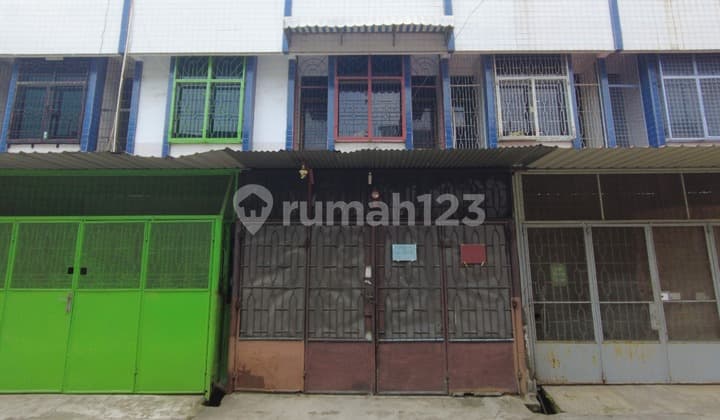 House in Gg Sosial, Jalan Sumarsono Ujung
