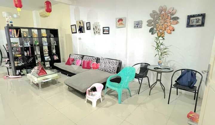 Villa in Evergreen Complex, Amal Street, Near Sunggal.