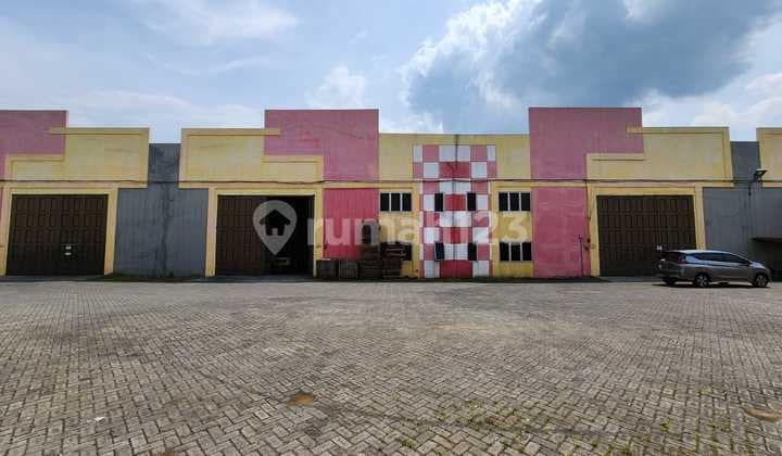 Gudang di Kim 2 Komplek Pergudangan Dexada