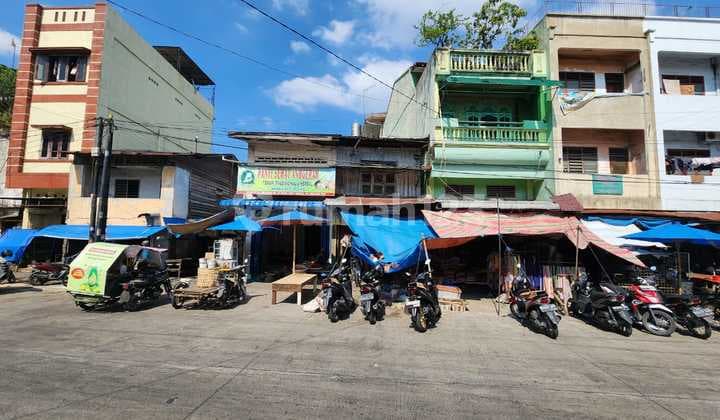 Ruko di Jalan Ar Hakim Pajak Suka Ramai