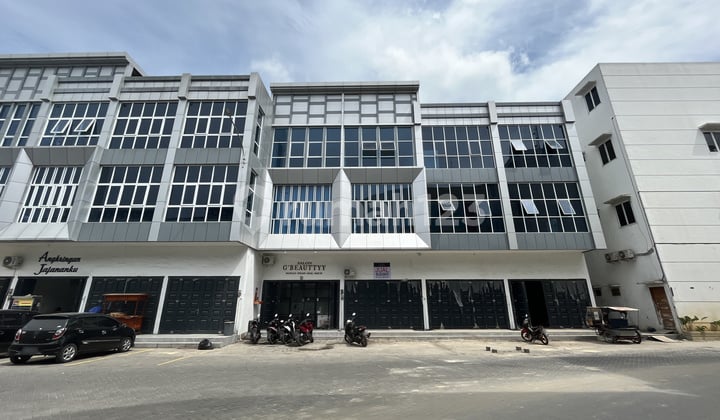 Ruko Komplek City Gate Jalan Pahlawan di Tanjung Morawa