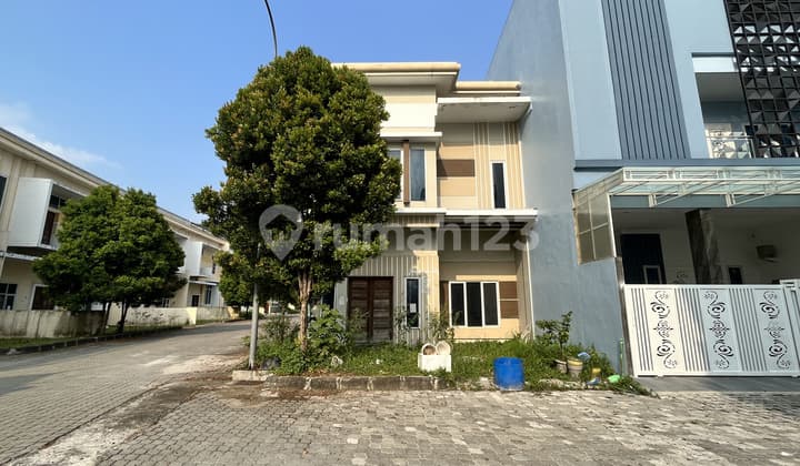 Villa Hook Komplek Graha Helvetia Cluster Sophie Suite