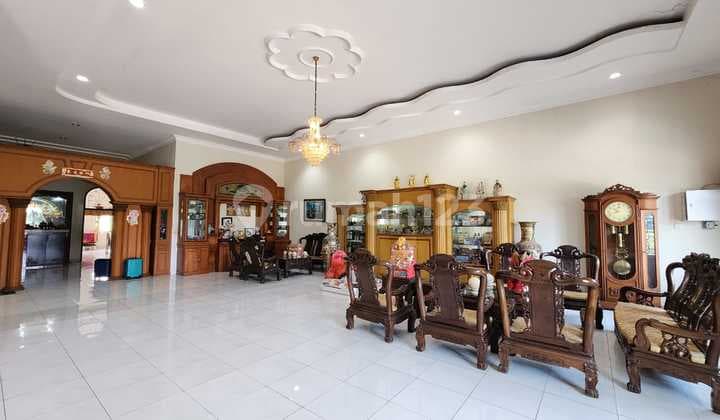 Villa in Graha Halvetia View Golf Complex