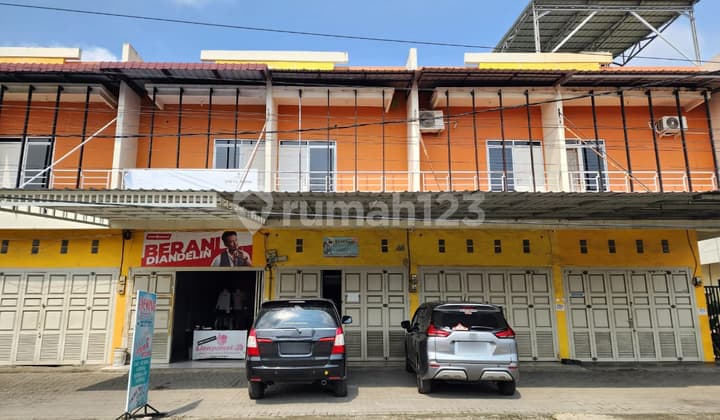 Ruko di Jalan Bunga Terompet Ringroad