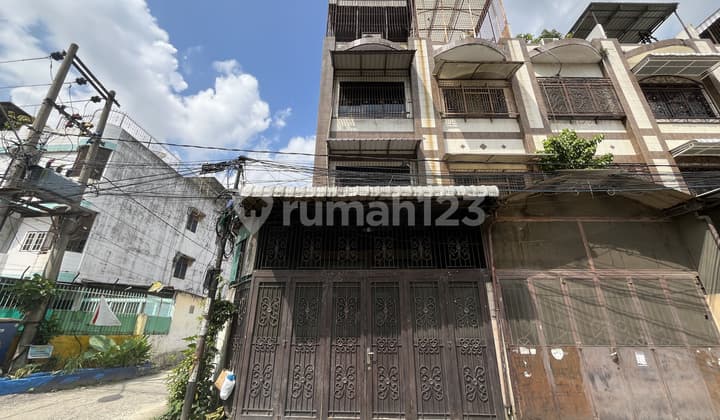 Ruko Hook Jalan Sampali Simpang Biawak Wahidin