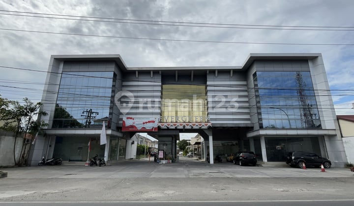 Ruko Hook Dan Jumbo di Jalan Amal Komplek Evergreen