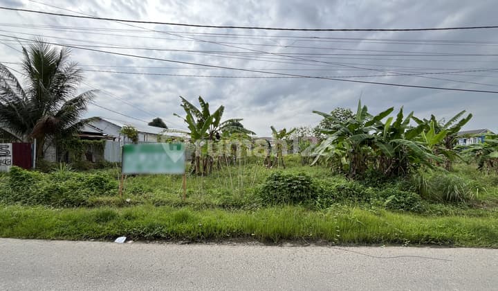 Tanah Hook Jalan Balai Kelurahan Dekat Ngumban Surbakti