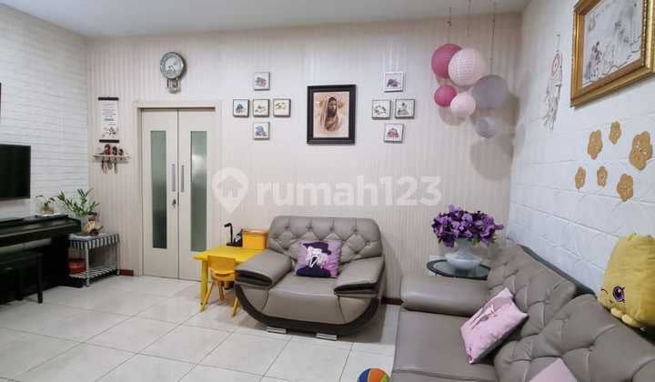 Ruko di Jalan Besi Dekat Nilam Asia