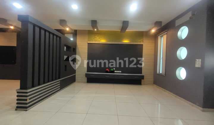 Villa di Komplek Cemara Asri Jalan Peony