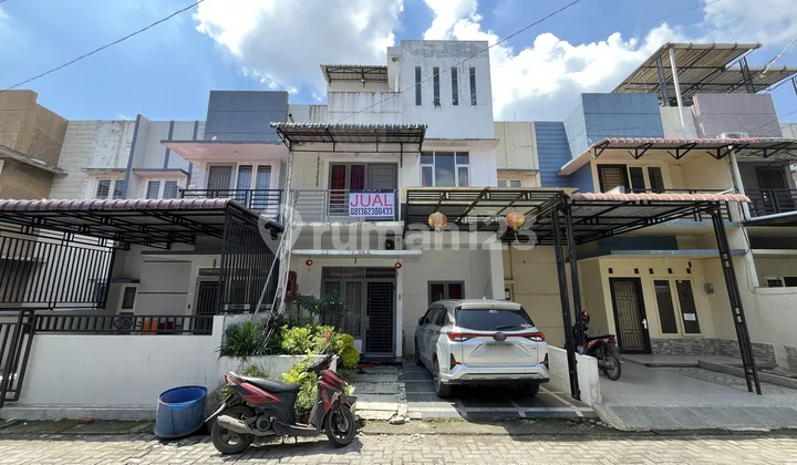 Villa di Komplek City Suites Jalan Gatot Subroto Km 10
