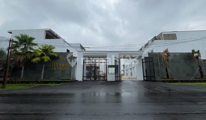 Villa di Komplek Cityview Estate ( Polonia )