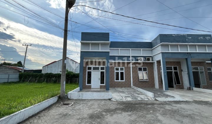 Villa di Komplek Berlian Residence ( Marelan )