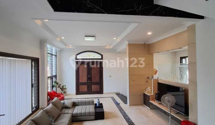 Villa di Komplek Padang Golf Mansion ( Polonia )