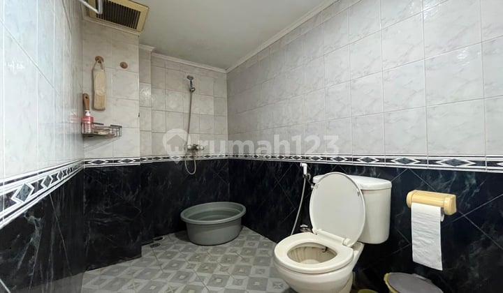 Rumah Hook di Jalan Percut ( Simpang Gajah )