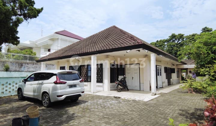 House on Gurila Street (Near Juanda)