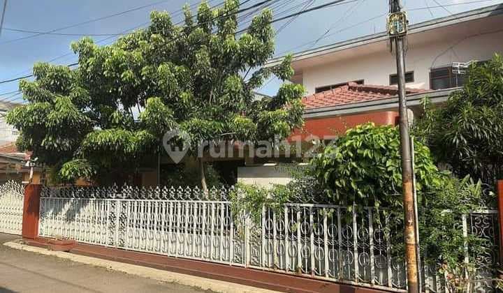 Rumah asri Jalan Kembar Kota Bandung harga nego sampai jadi