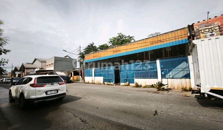 Dijual: Eks Bengkel Strategis 300M² di Jalan Raya Jatiasih - Siap Pakai & Nego Sampai Jadi!Cari Tempat Usaha yang Langsung Mendatangkan Cuan? Dijual Ruang Usaha Eks Bengkel Mobil di Lokasi Premium Pekayon, Bekasi. dengan Bangunan Rangka Baja 2 Lantai yang