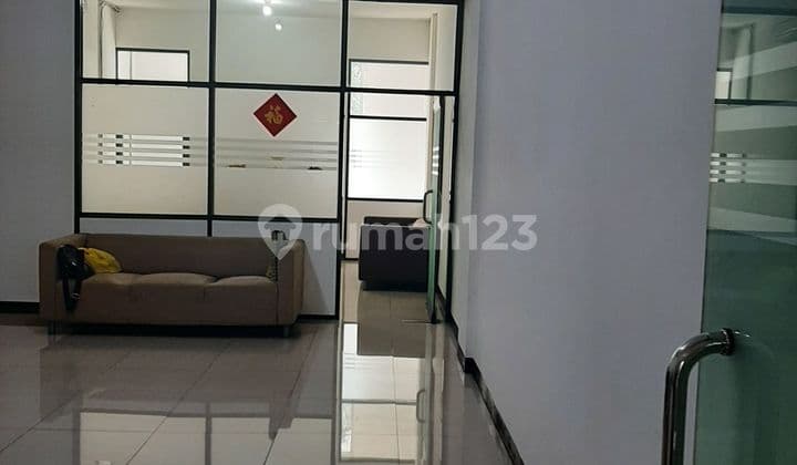 Ruko Lokasi Strategis di Jl Sunda Bandung