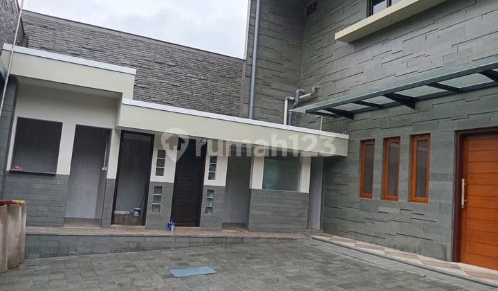 Gudang dan Kantor Bangunan Baru Lokasi Cijerah Bandung