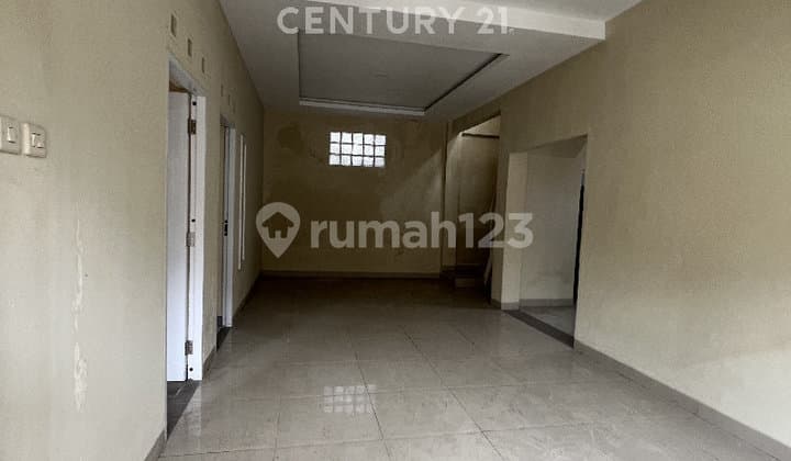 Rumah di Kurdi Baru Dekat Toko Kue Vitasari