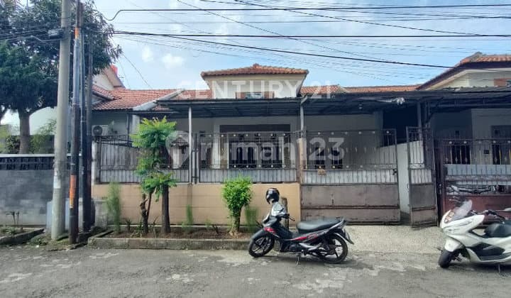 Rumah Siap Huni di Taman Kopo Indah Bandung