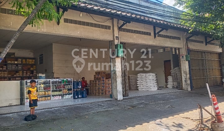 Ruko Cocok untuk Showroom Lokasi Mainroad Jl. Jamika, Bandung