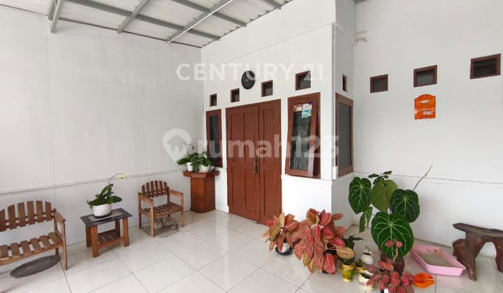 Rumah 2 Lantai Siap Huni di Antapani Kota Bandung