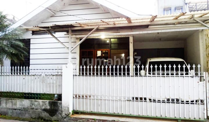 Di Jual Rumah Siap Huni 4 Kamar di Jl. Leuwi Sari, Bandung