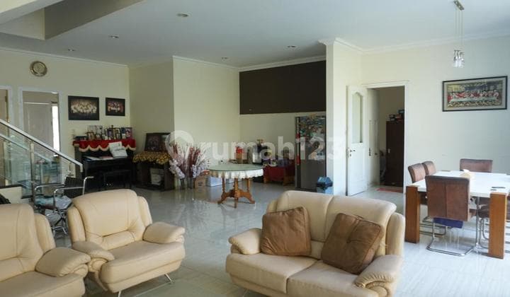 Dijual Rumah di Mainroad Batununggal Bandung