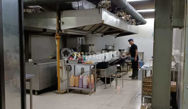 Rumah di Jalan Pluit Penjaringan Jakarta Utara 2 Lantai Bisa untuk Kantor