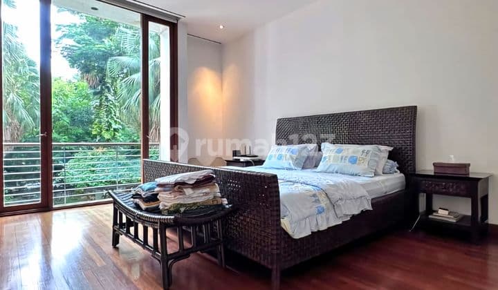 House on Jalan Raden Patah, Kebayoran Baru, South Jakarta, 2 Stories Super Luxury