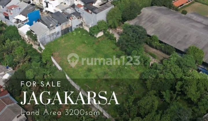 Tanah di Jalan mohamad kahfi 1
Jagakarsa Jakarta Selatan 3200 m² Jual Cepat