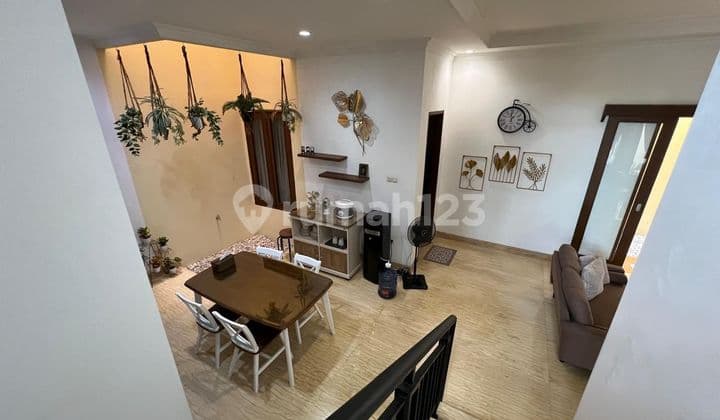 Ready-to-Occupy House in Duren Tiga Cluster, South Jakarta for Sale
