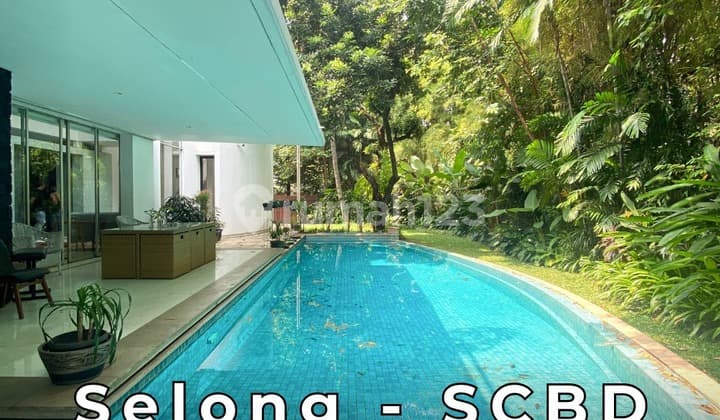 Nice House For Sale on Jl. Mulawarman Selong Kebayoran Baru