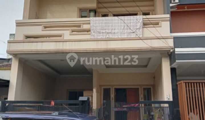 Dijual Rumah di Metro Permata 1 LB.160m2 Hadap Selatan Harga Nego
