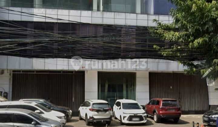 DISEWAKAN GEDUNG DI MELAWAI RAYA JAKSEL LT.21X30m2 HARGA NEGO