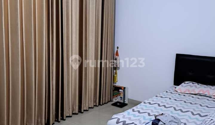 Disewakan Rumah 3 LT di Grisenda PIK Uk.5x16,5m2 Semi Furnished