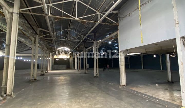 Disewakan Gudang di Kapuk Kamal Raya LT.3.727m2 Lokasi Strategis