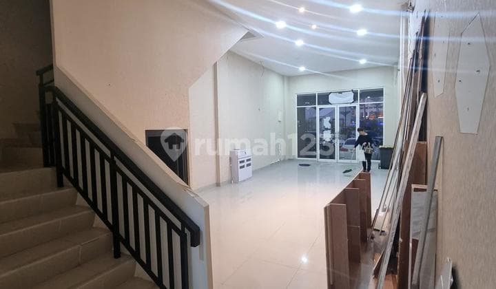 Dijual/Disewakan Ruko Golf Island Boulevard Blok C Uk.4,5X15m2