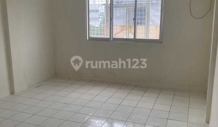 Dijual Ruko Siap Pakai 4 LT di Duri Kosambi LT.4x15 Harga Nego