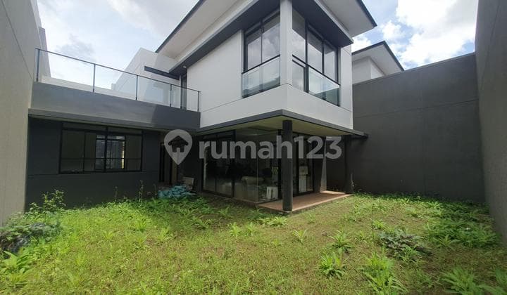 For Sale: Move-In Ready House, Guaranteed Comfort in Kota Baru Parahyangan